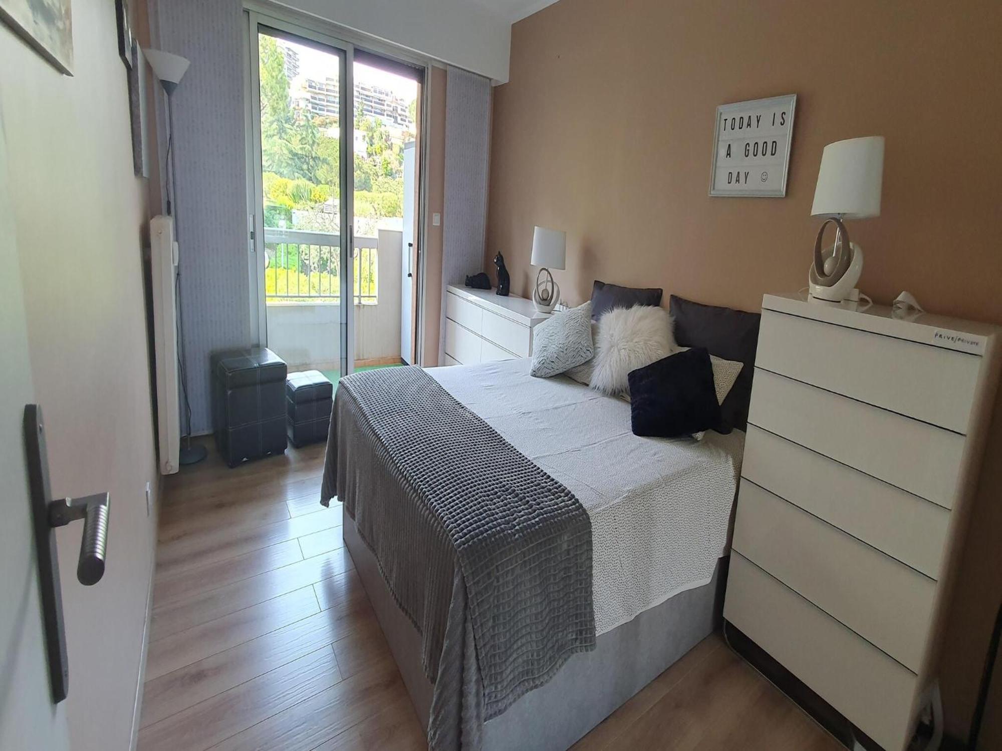 Classy In With Pool And Private Parking Place Nizza