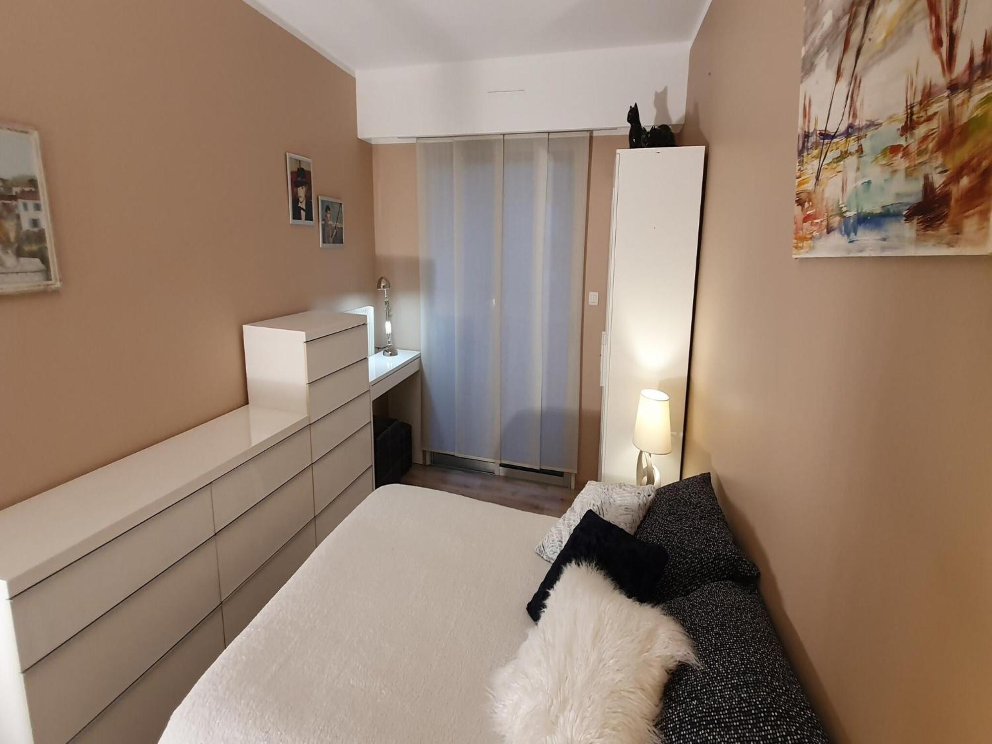 Classy In With Pool And Private Parking Place Villa Nice